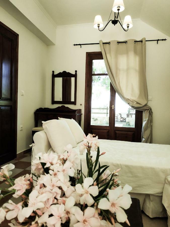 Villa Conifera Закинтос Екстериор снимка